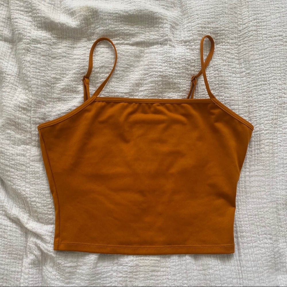 Alo Yoga adjustable tank